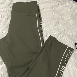 Zyia light n tight. Olive crops.